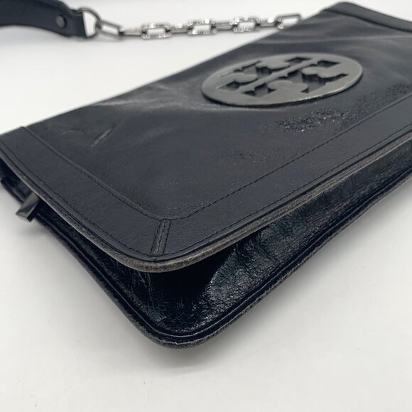 Tory Burch Black Patent Crinkle Bombe Reva Clutch - Picture 6 of 12